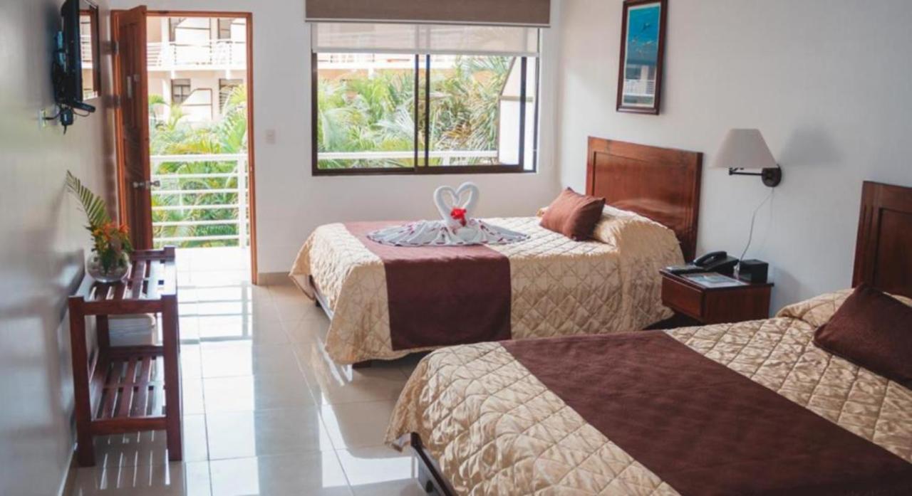 Hotel Arenas En Punta Leona Playa Agujas Экстерьер фото