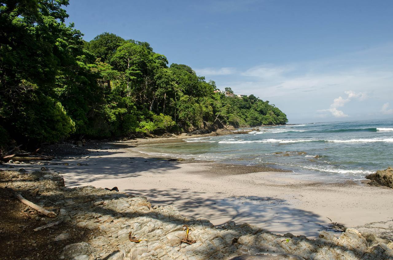 Hotel Arenas En Punta Leona Playa Agujas Экстерьер фото