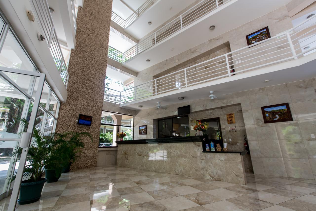 Hotel Arenas En Punta Leona Playa Agujas Экстерьер фото