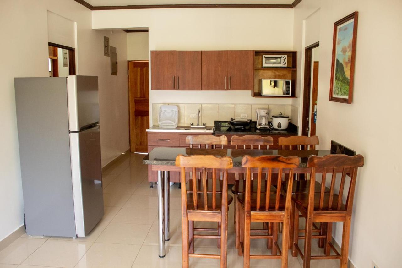 Hotel Arenas En Punta Leona Playa Agujas Экстерьер фото